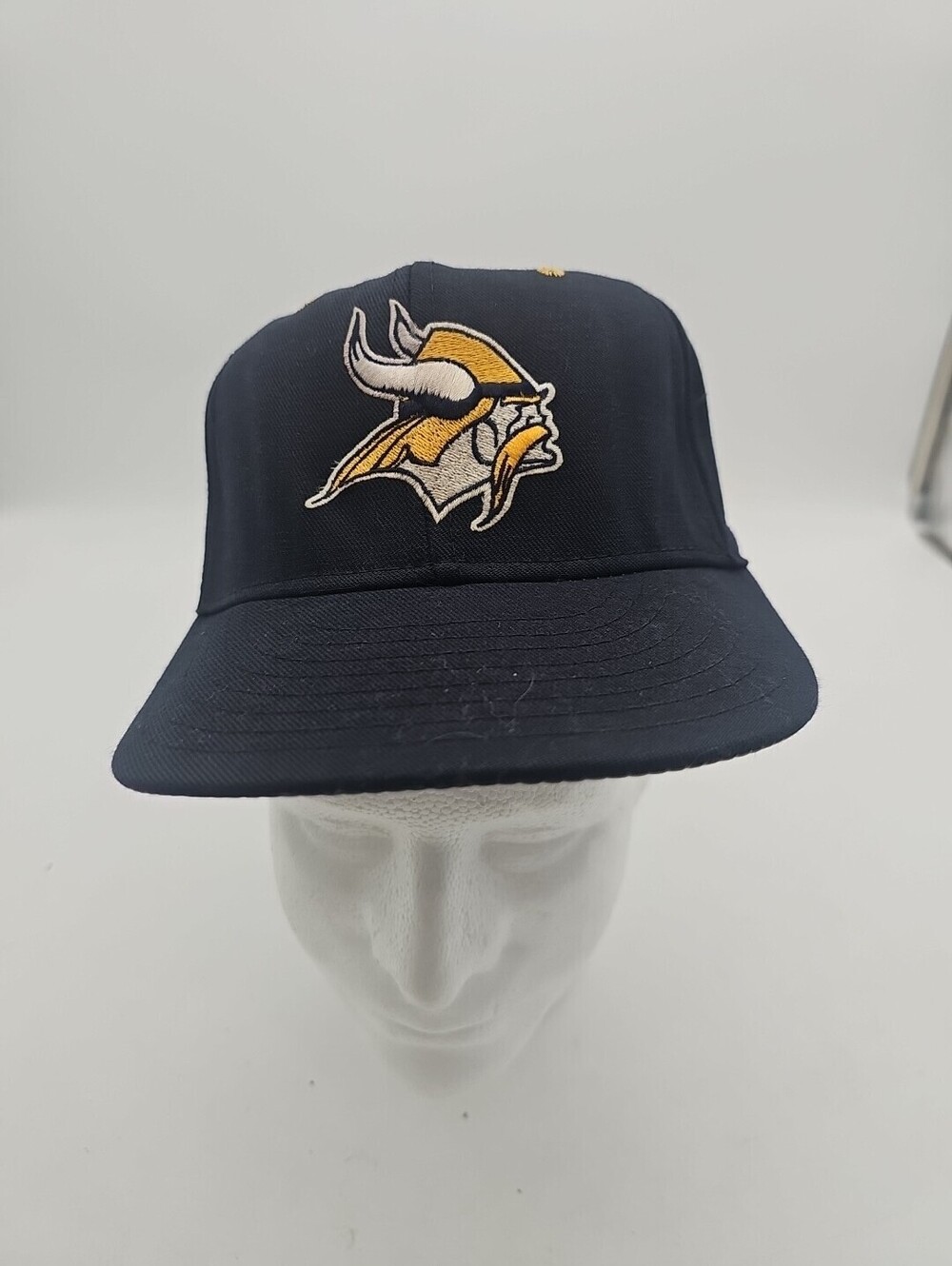 Vintage Minnesota Vikings Snapback Hat Sports Specialties Plain Logo Size 7.38th